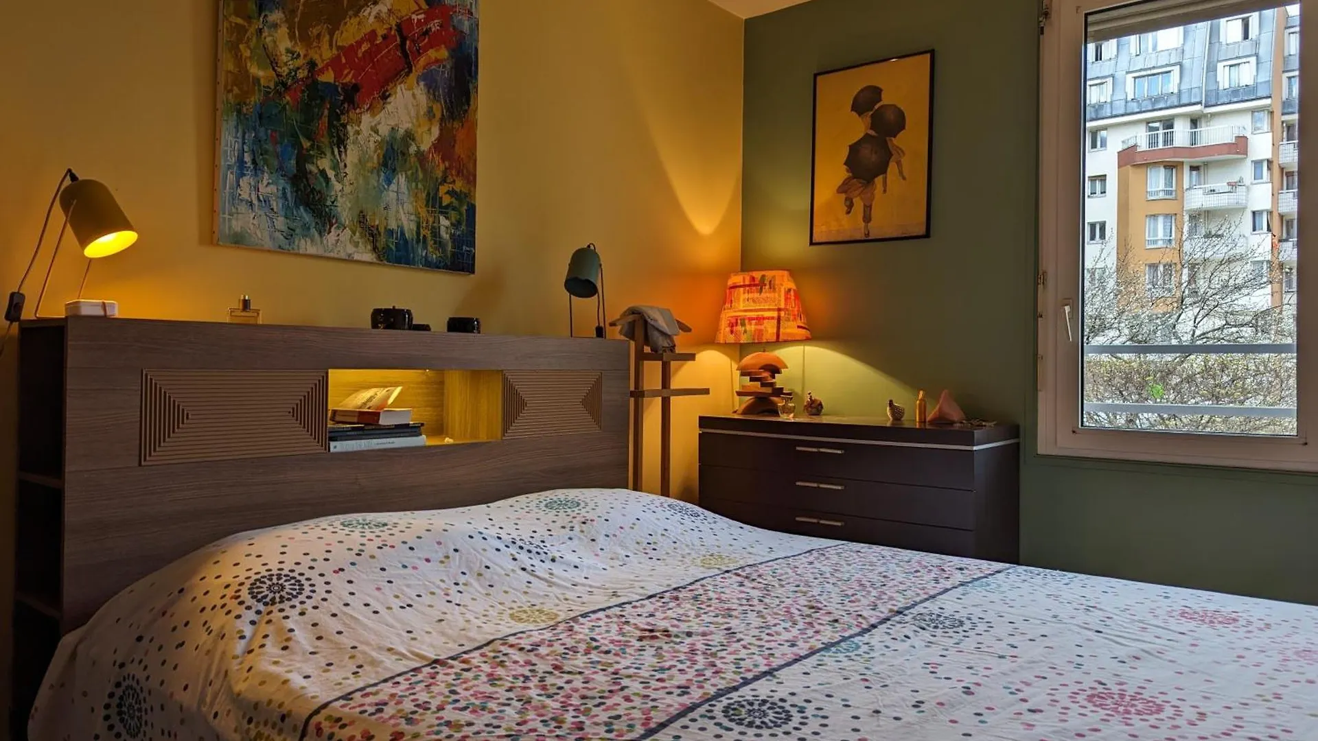 Appartement Familial - Haut Canal St Martin Paris 0*,  France